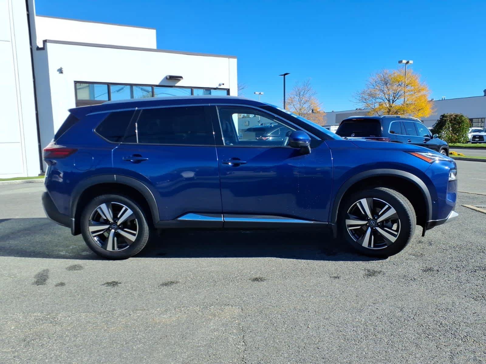 Used 2023 Nissan Rogue Platinum w/ Platinum Premium Package AWD/4WD image 4