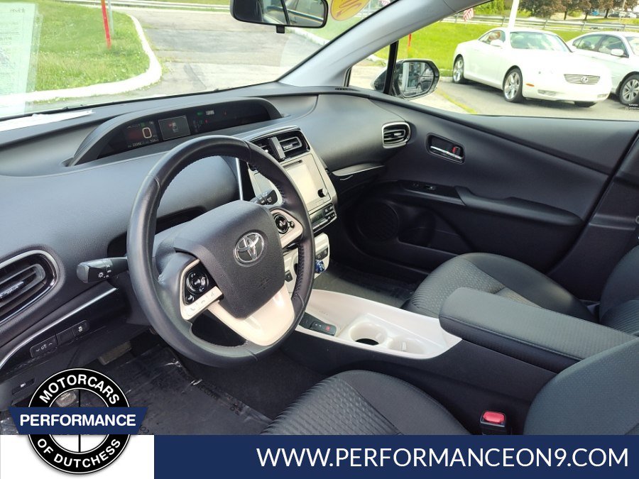 Used 2016 Toyota Prius Three FWD image 12