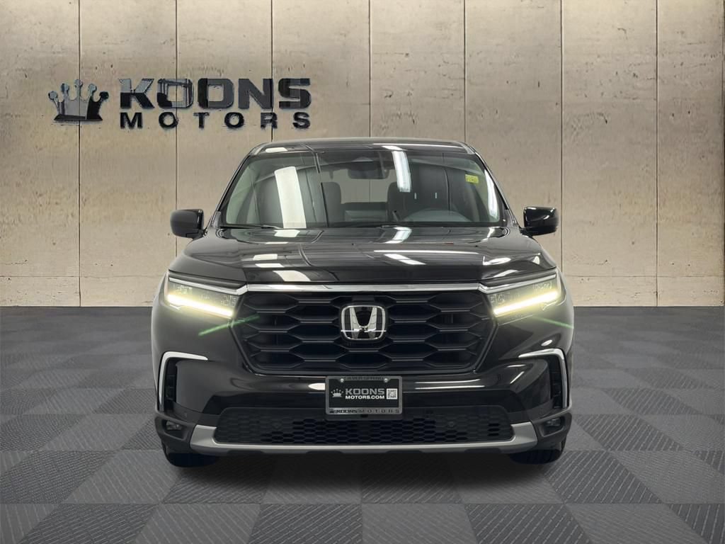 Used 2025 Honda Pilot EX-L image 3