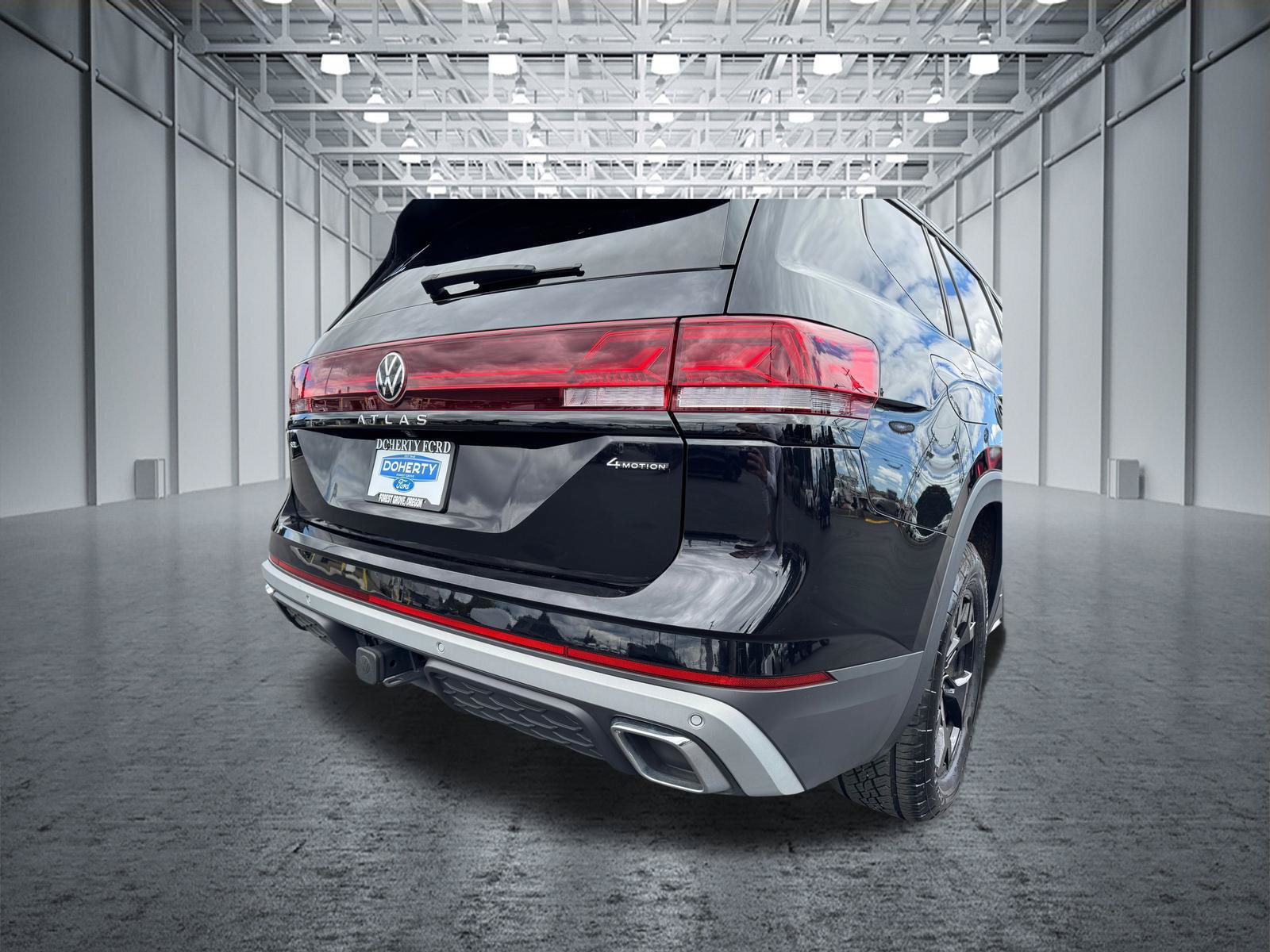 Used 2024 Volkswagen Atlas Peak Edition SEL AWD/4WD image 70