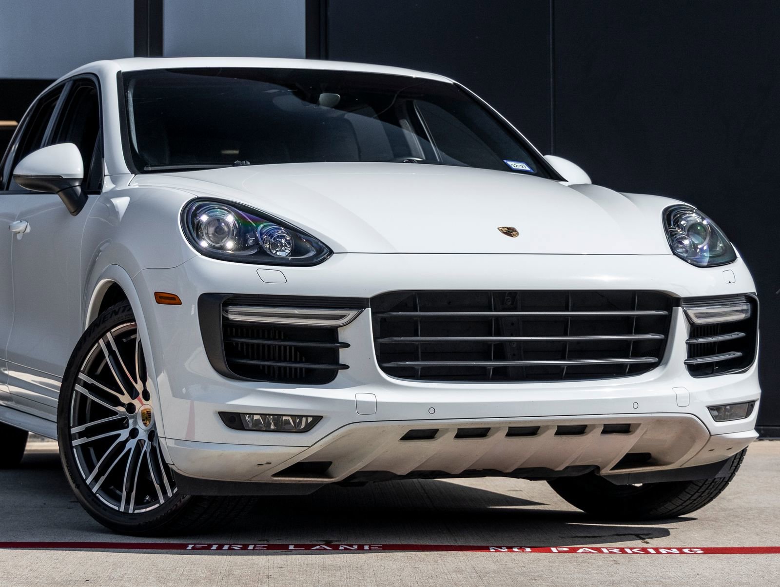 Certified 2017 Porsche Cayenne GTS AWD/4WD image 9