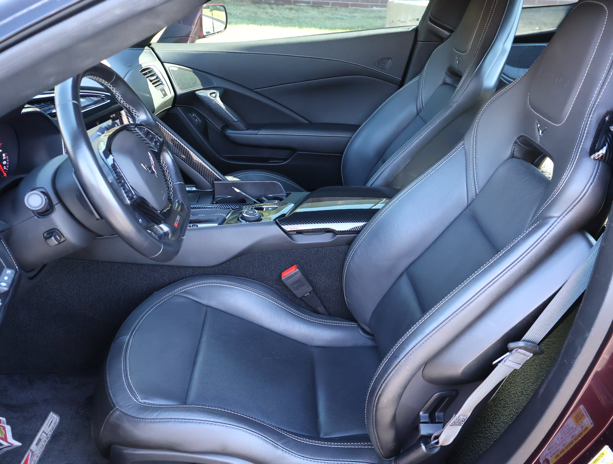 Used 2017 Chevrolet Corvette Z06 RWD image 12