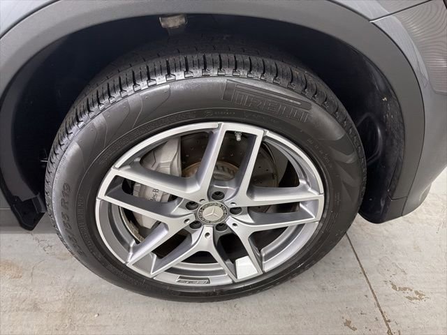 Used 2019 Mercedes-Benz GLC 300 image 26