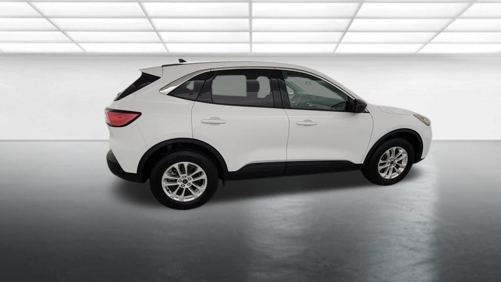 Used 2022 Ford Escape SE AWD/4WD image 8