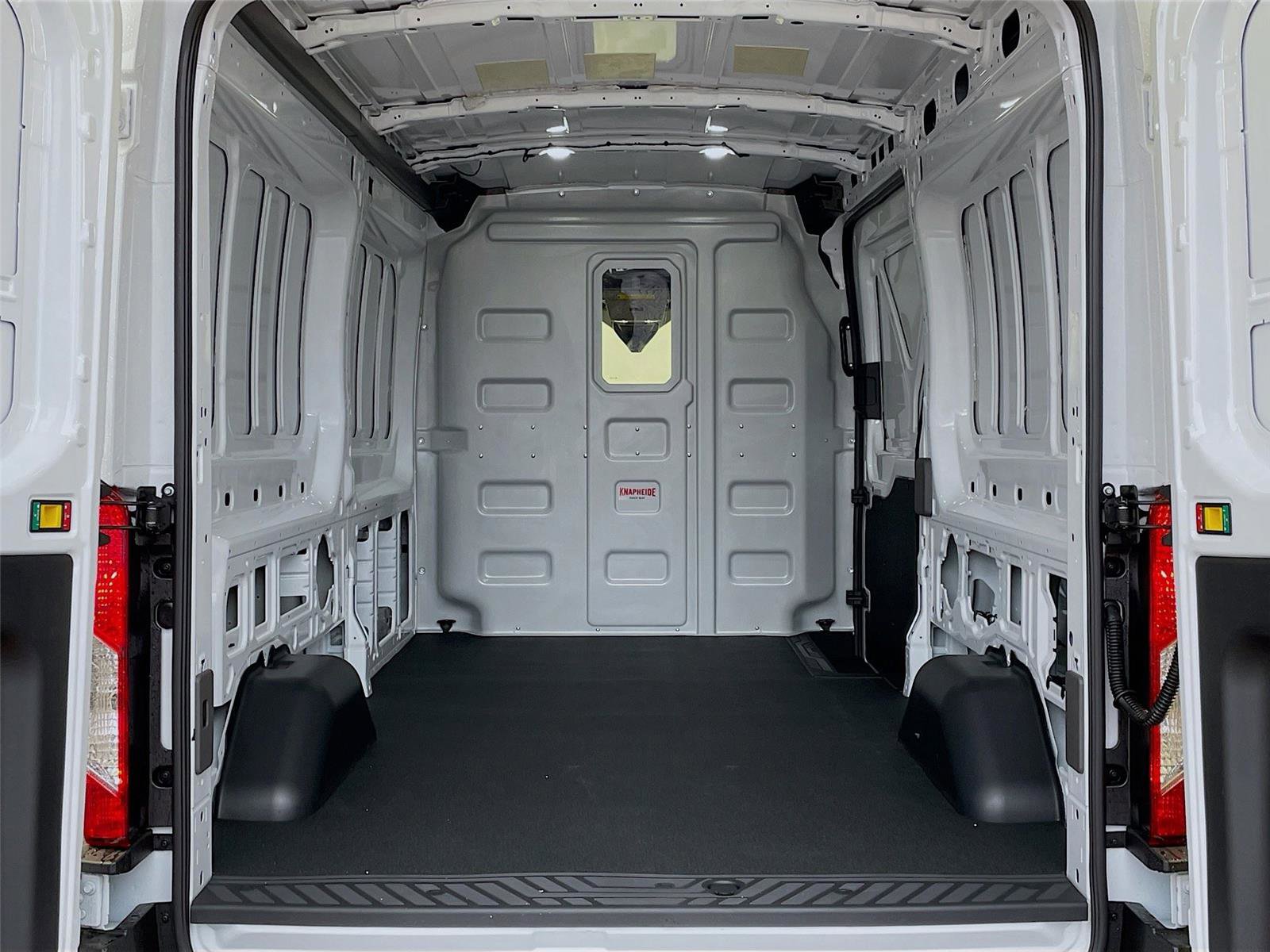 New 2025 Ford Transit 250 148 Medium Roof RWD image 25