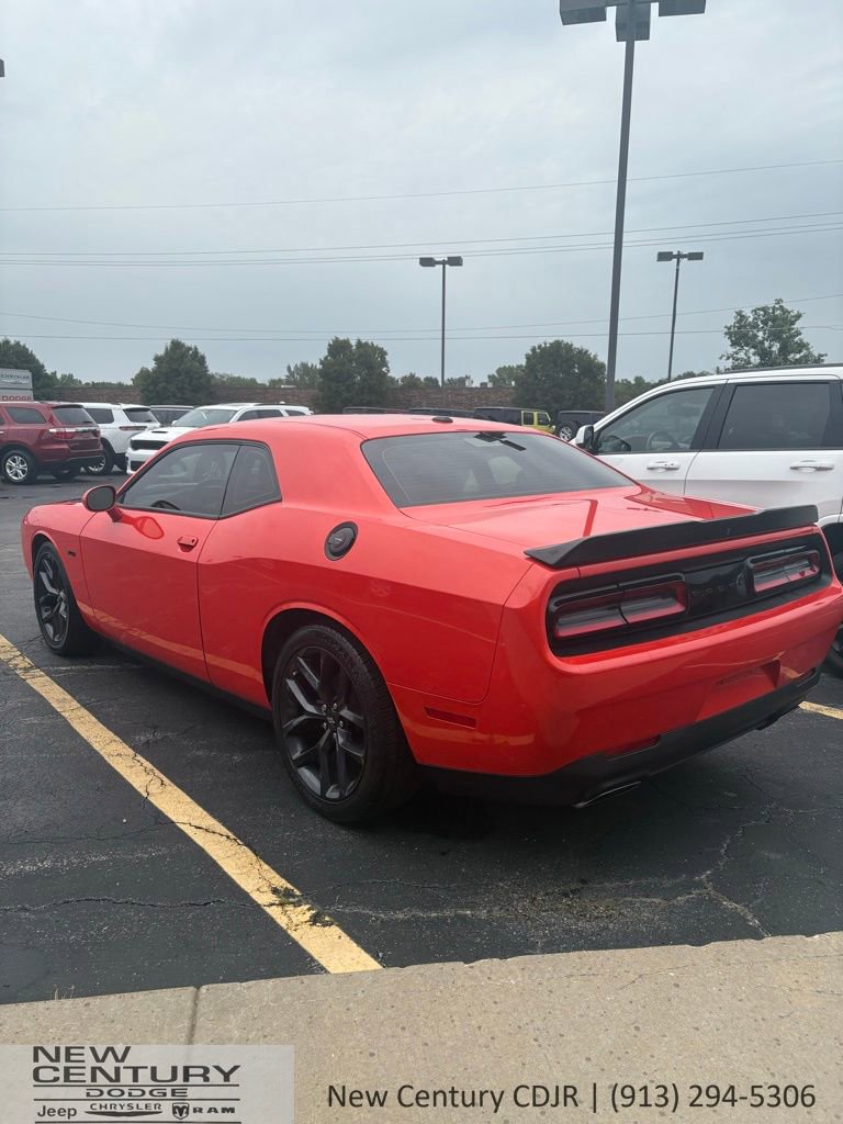 Used 2023 Dodge Challenger R/T w/ Blacktop Package image 7