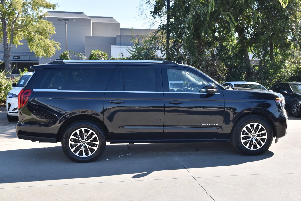 Used 2025 Ford Expedition Max Platinum AWD/4WD image 6
