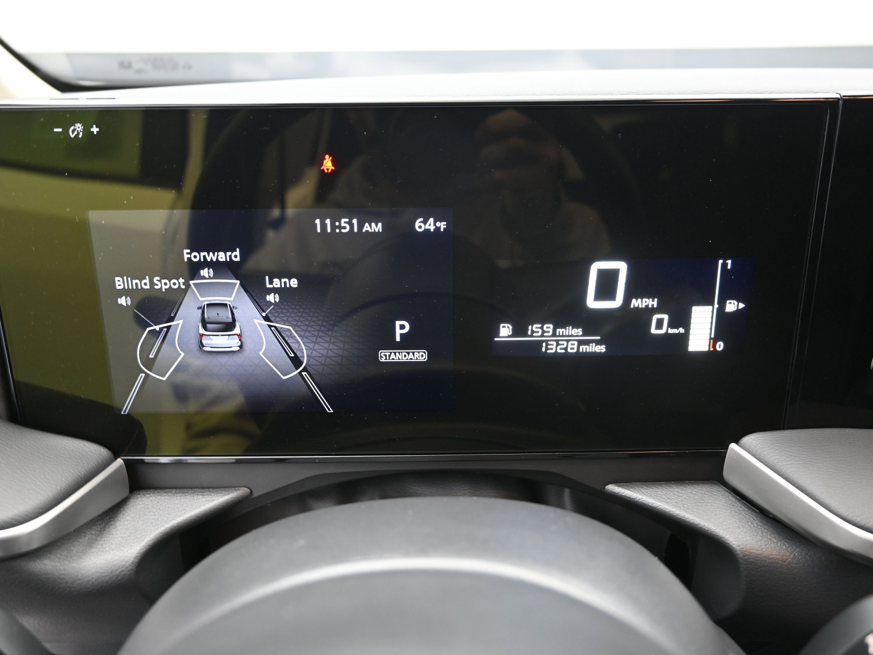 Certified 2025 Nissan Kicks S image 12