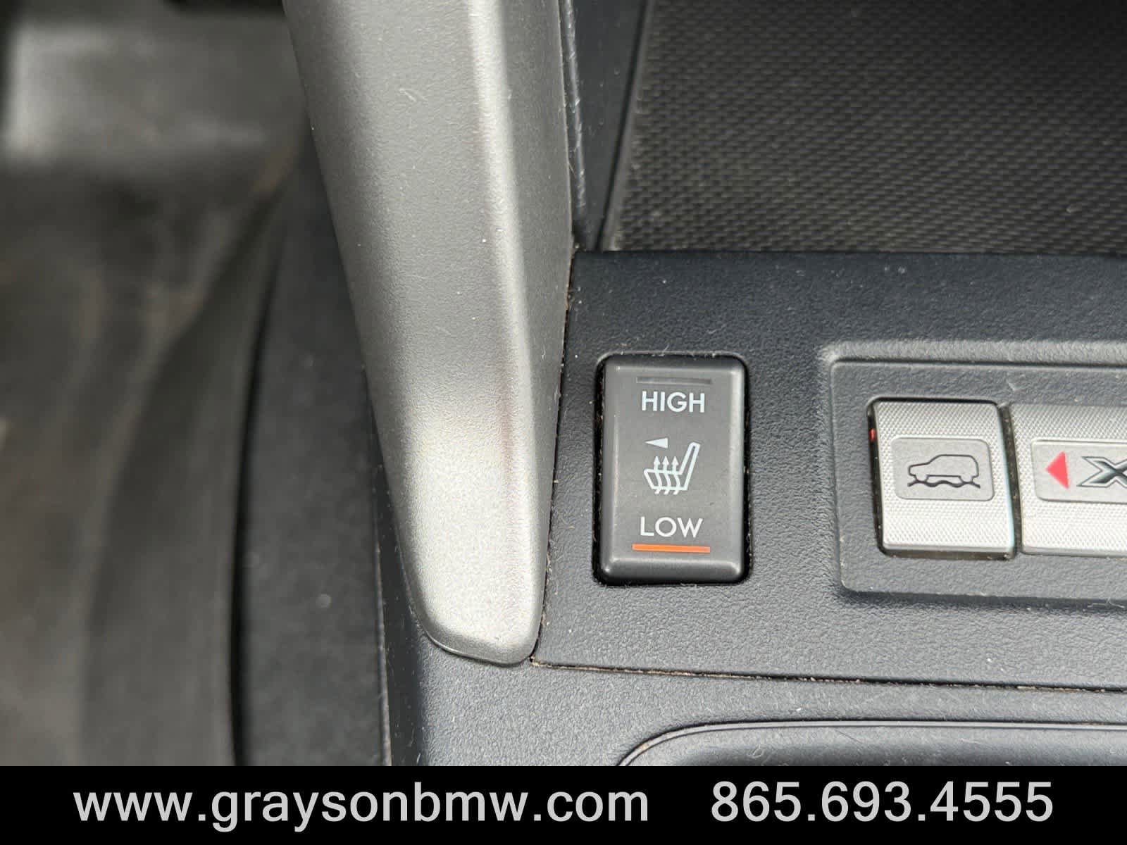 Used 2015 Subaru Forester 2.5i Touring AWD/4WD image 25