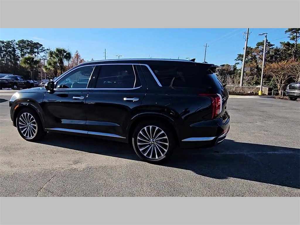 Used 2024 Hyundai Palisade Calligraphy image 30