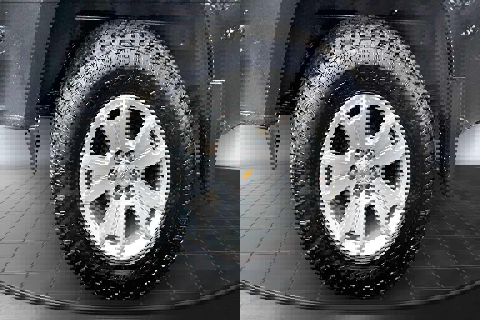 Used 2016 Chevrolet Colorado Z71 image 36