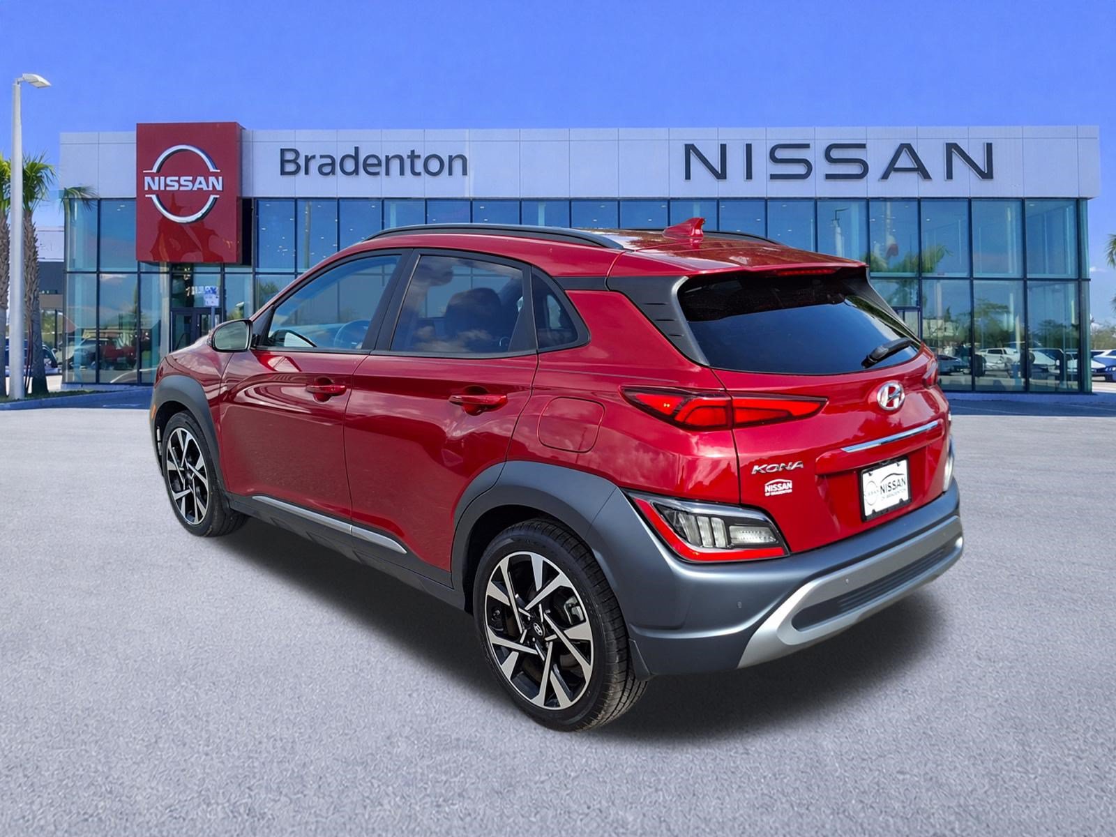 Used 2023 Hyundai Kona Limited FWD image 7