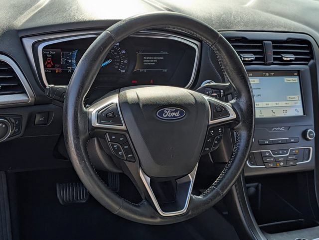 Used 2019 Ford Fusion SE w/ Equipment Group 151A FWD image 16