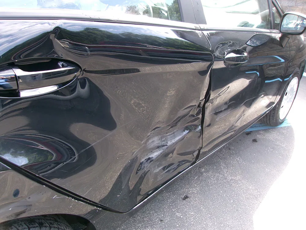 Used 2018 Ford Fiesta S FWD image 3