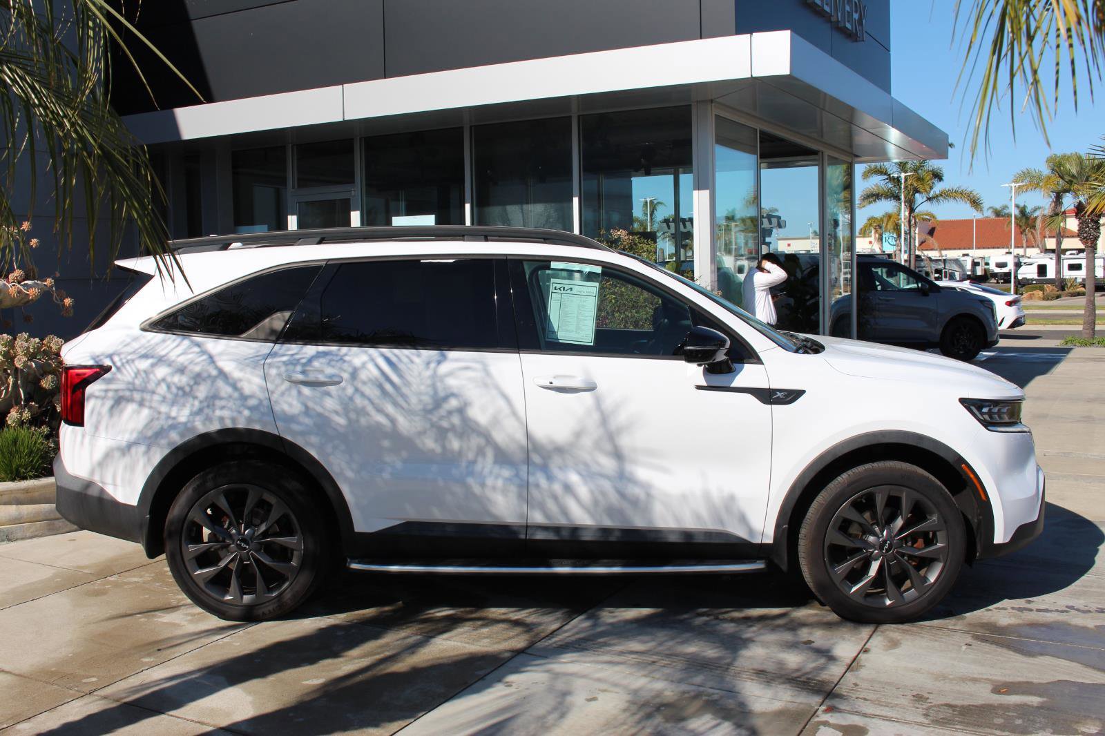 Used 2022 Kia Sorento SX Prestige w/ Rust Color Package image 10