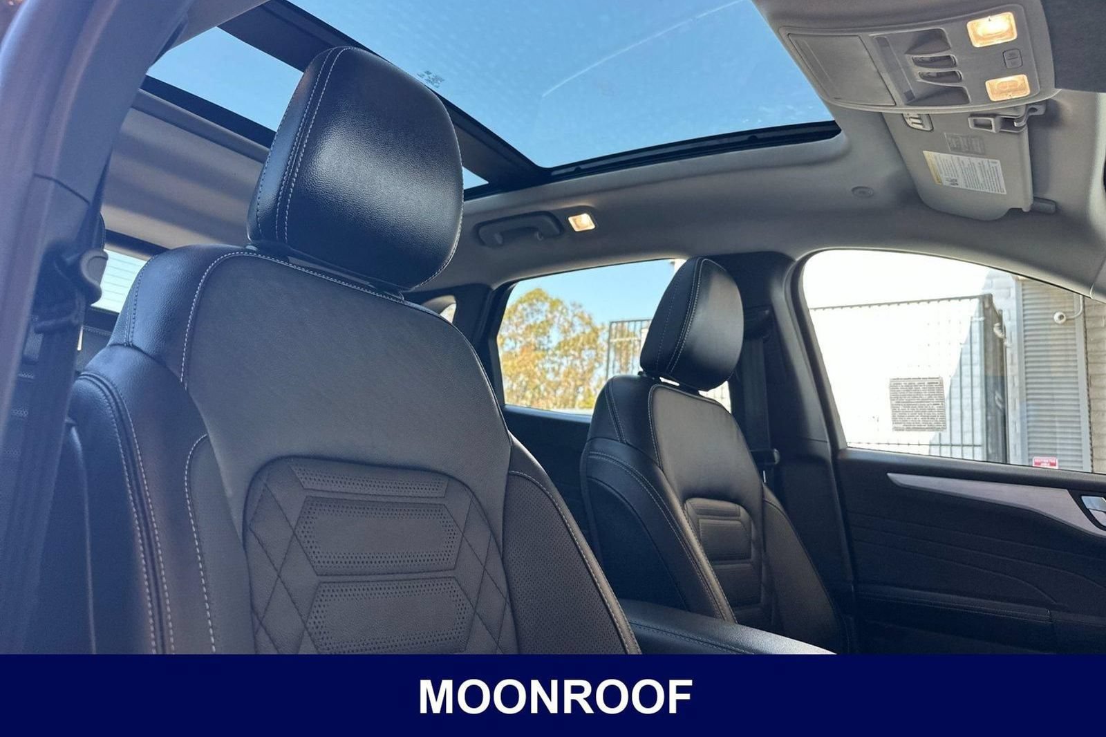 Used 2024 Ford Escape Platinum w/ Premium Technology Package AWD/4WD image 20