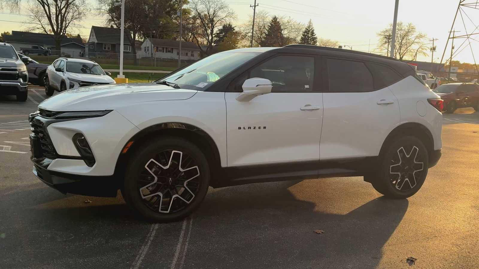Certified 2023 Chevrolet Blazer RS w/ Driver Confidence II Package image 6