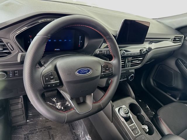 Used 2025 Ford Escape ST-Line FWD image 9