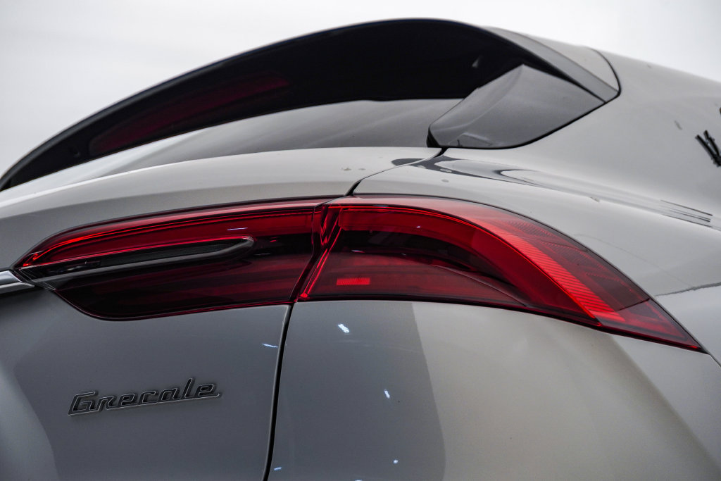 Certified 2023 Maserati Grecale Modena AWD/4WD image 13