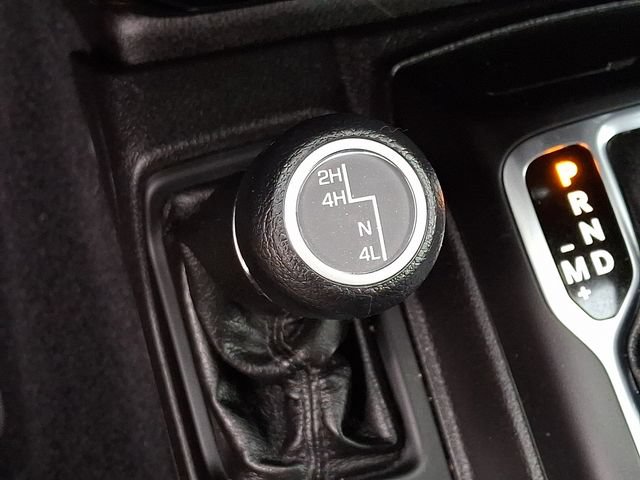 Used 2022 Jeep Gladiator Sport AWD/4WD image 23