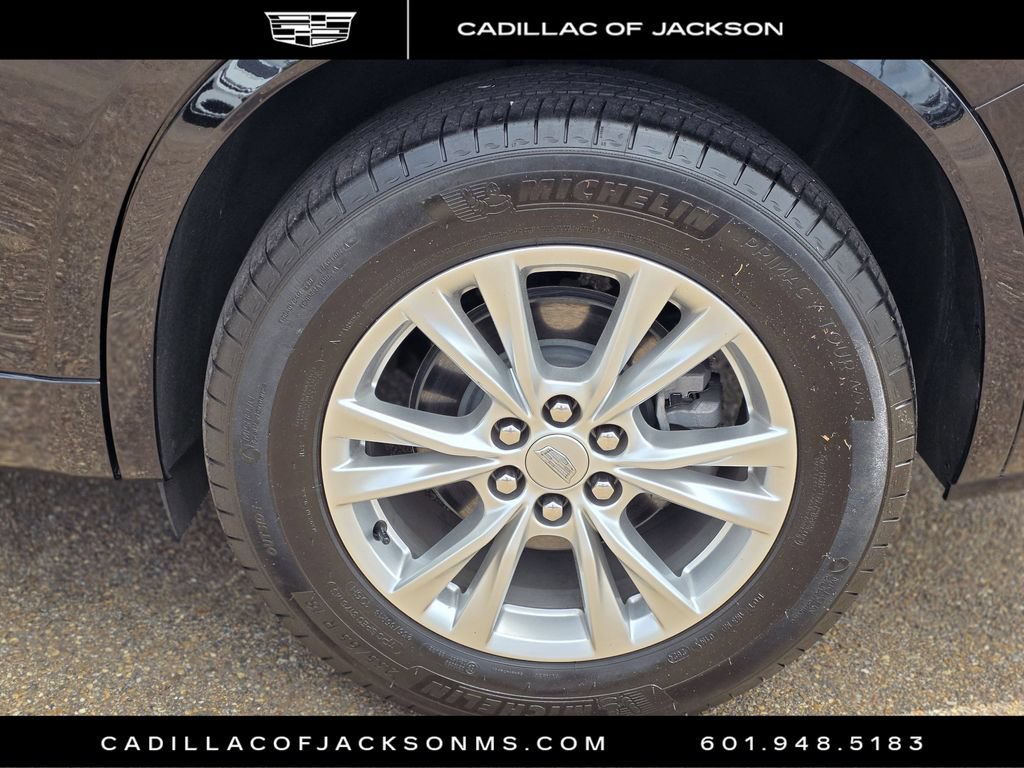 Certified 2025 Cadillac XT6 Luxury FWD image 27