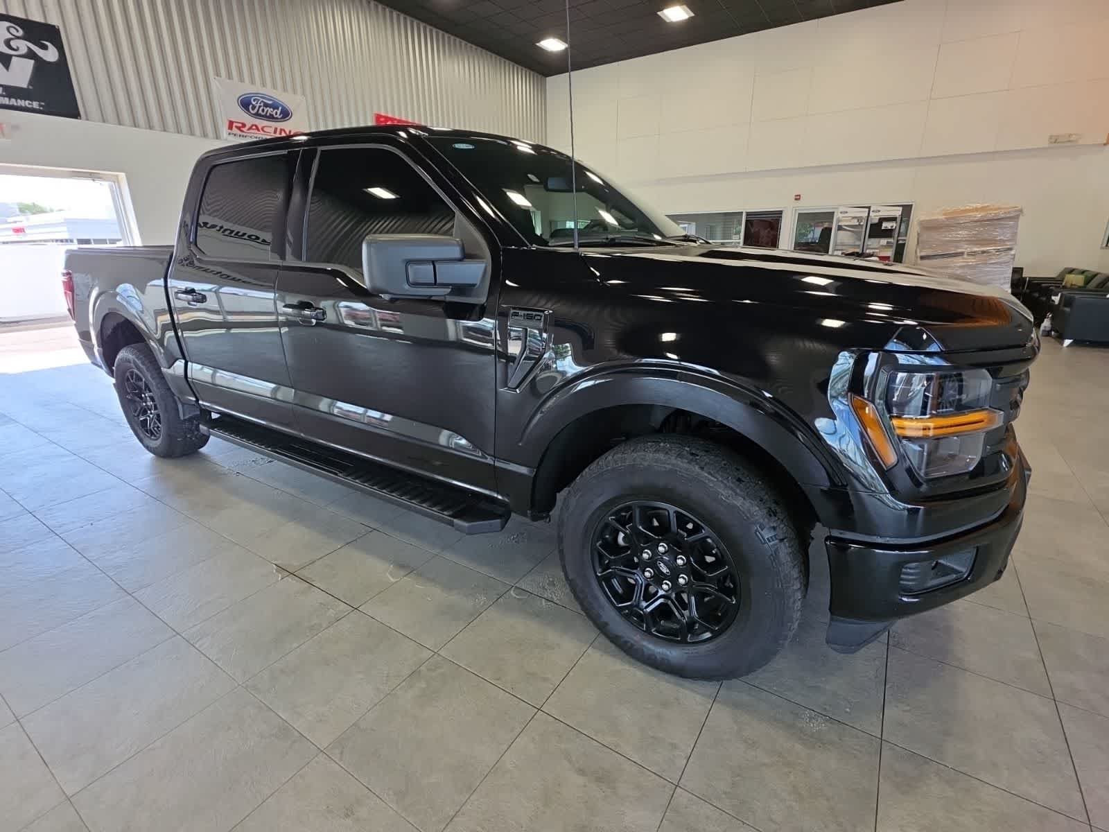 Used 2024 Ford F150 XLT w/ XLT Black Appearance Package AWD/4WD image 7