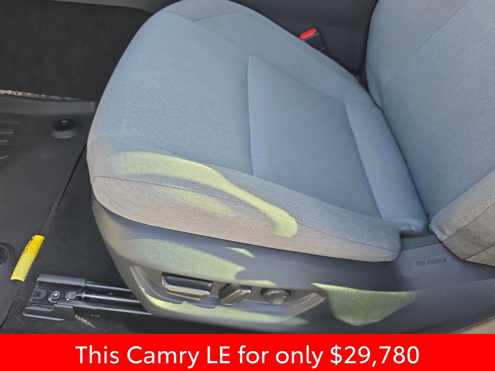 Used 2026 Toyota Camry LE w/ Convenience Package FWD image 34
