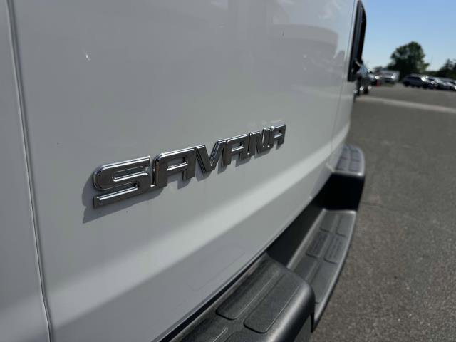 Used 2024 GMC Savana 2500 w/ Driver Convenience Package image 6