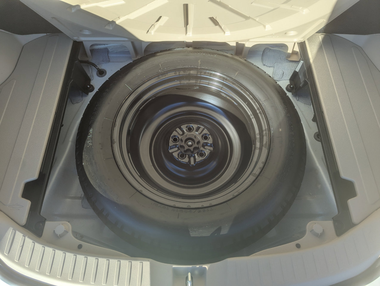 Used 2012 Toyota Venza XLE image 45