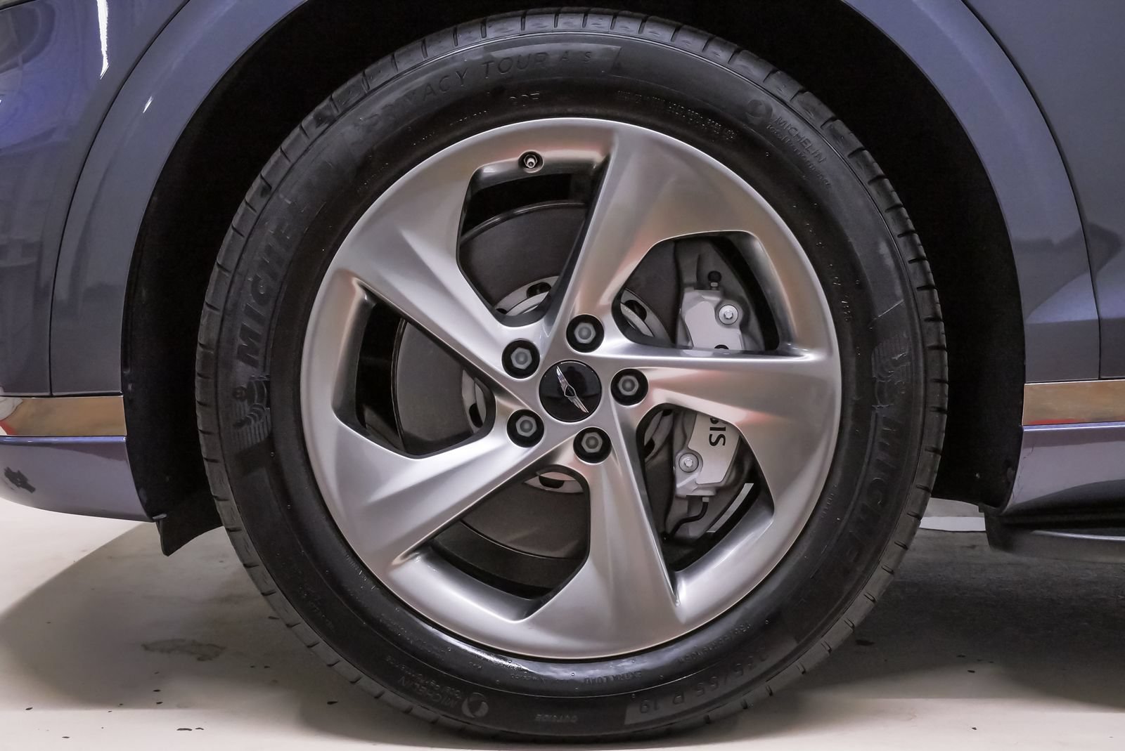Certified 2026 Genesis GV70 2.5T Select AWD/4WD image 30