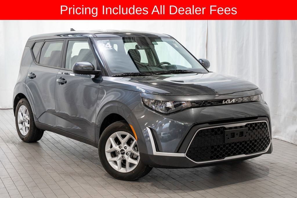 Certified 2024 Kia Soul LX w/ Option Group 015