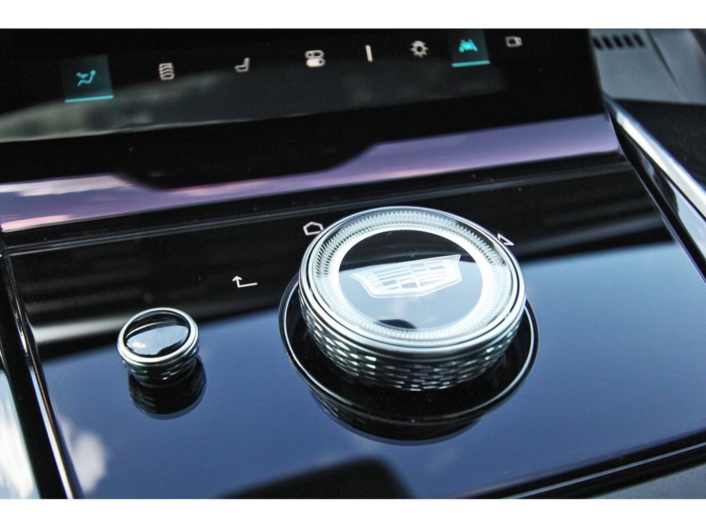 New 2026 Cadillac Escalade IQ Sport 2 w/ LPO, ONYX Package image 20