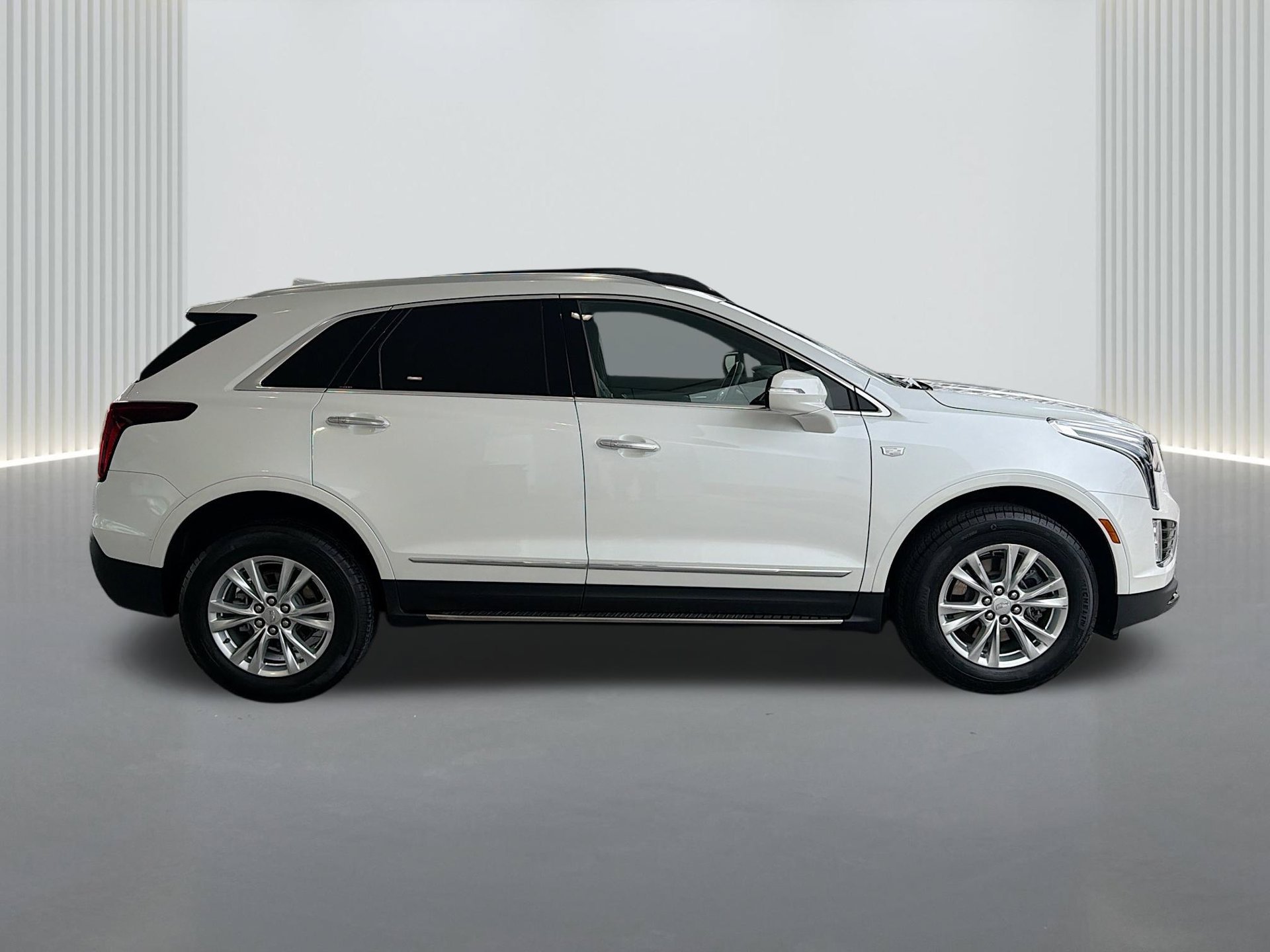 Certified 2023 Cadillac XT5 Luxury FWD image 7