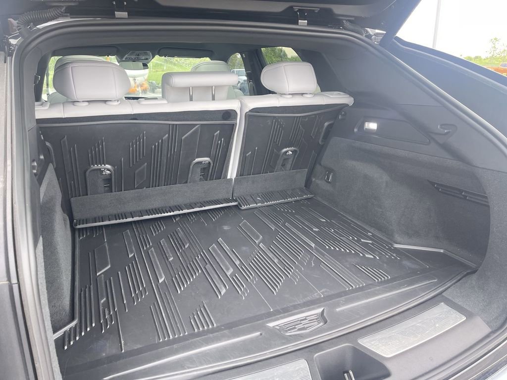 Certified 2024 Cadillac Lyriq Luxury w/ LPO, Floor Liner Package AWD/4WD image 6