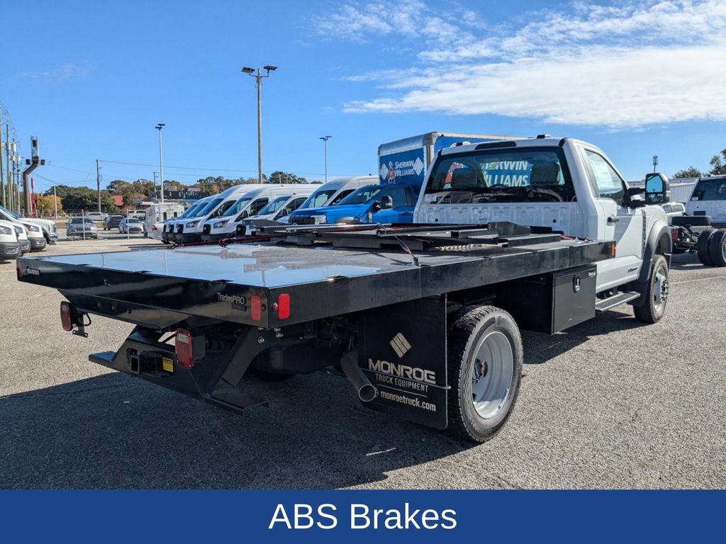 New 2025 Ford F550 4x4 Regular Cab Super Duty video 4
