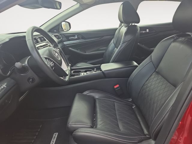 Used 2023 Nissan Maxima Platinum w/ Sport Mat Group FWD image 11
