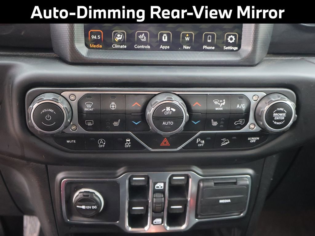 Used 2021 Jeep Wrangler Unlimited Sahara image 32