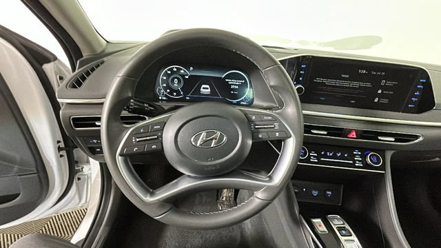 Used 2023 Hyundai Sonata SEL w/ Convenience Package FWD image 14