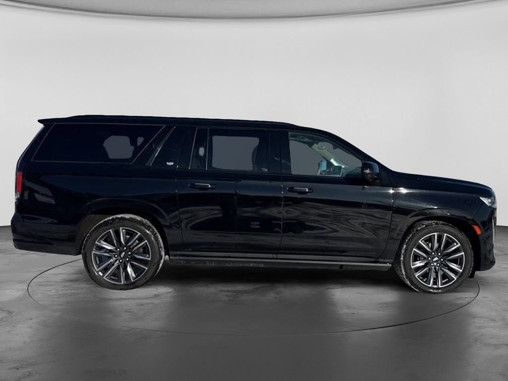 Used 2024 Cadillac Escalade ESV Sport Platinum AWD/4WD image 9