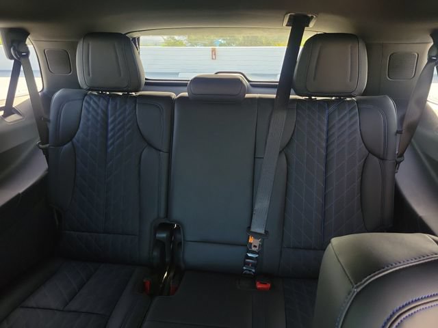 New 2026 Cadillac Escalade IQL Sport 1 w/ LPO, Floor Liner Package AWD/4WD image 20