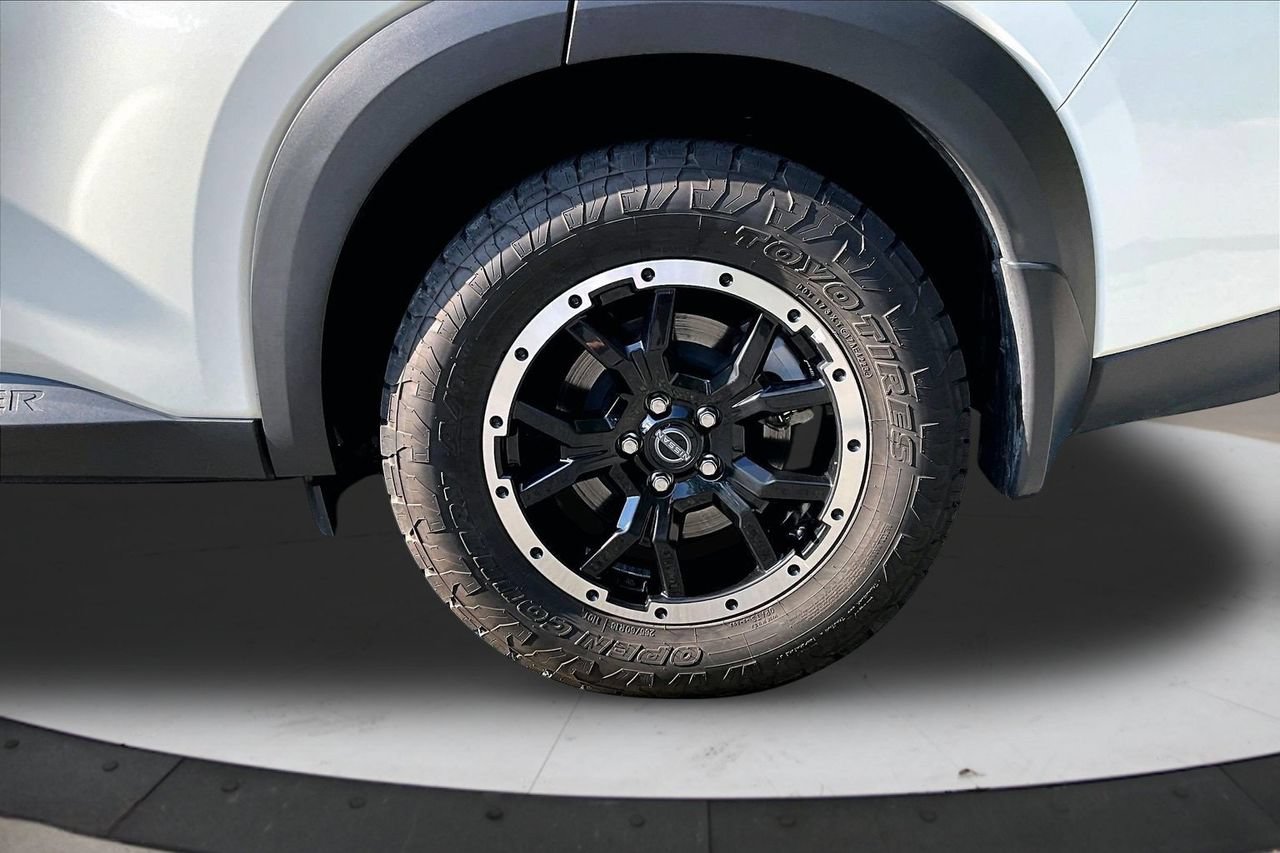 Used 2024 Nissan Pathfinder Rock Creek AWD/4WD image 34
