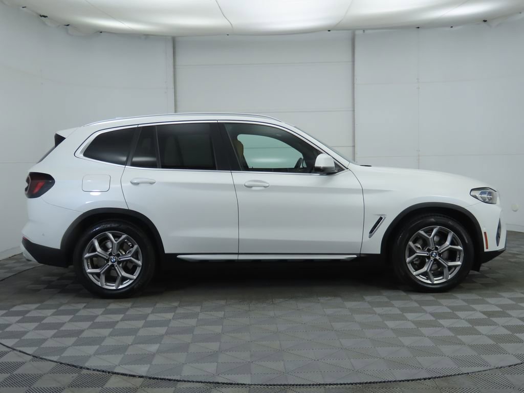Used 2023 BMW X3 xDrive30i w/ Premium Package image 4