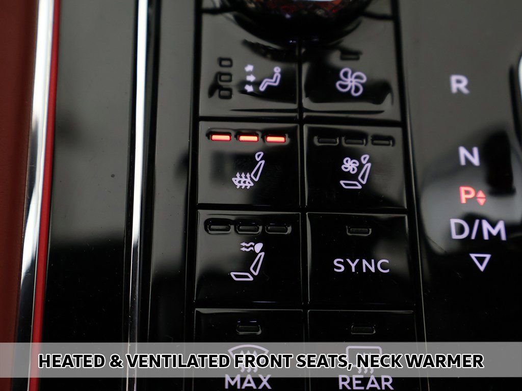 Used 2023 Bentley Continental GT Azure image 9