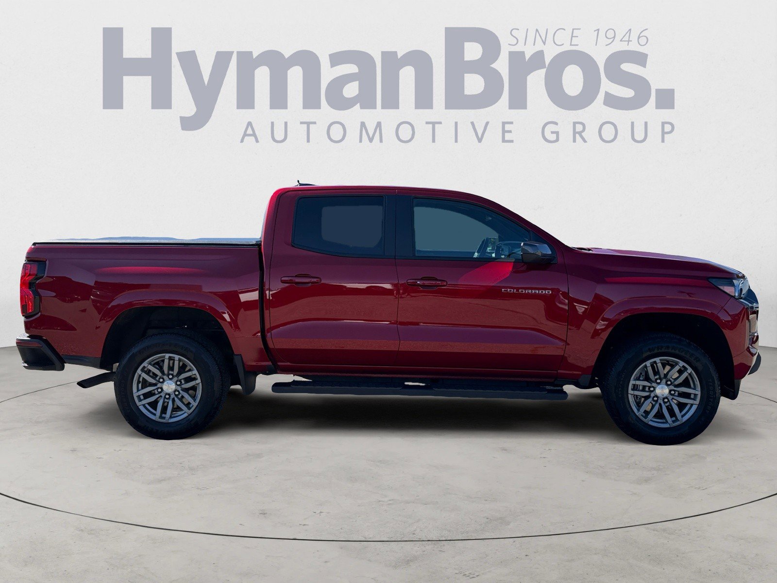 Used 2024 Chevrolet Colorado LT w/ LT Convenience Package II RWD image 2
