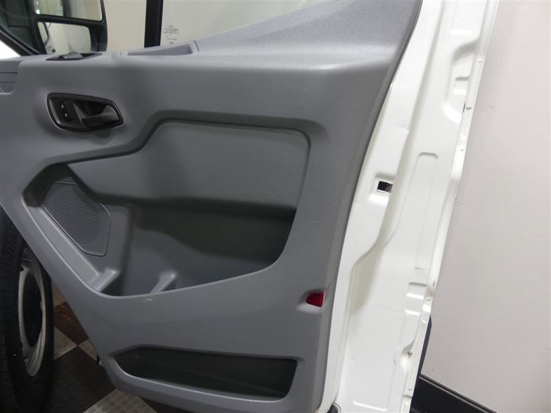 Used 2016 Ford Transit 150 130 Low Roof RWD image 15