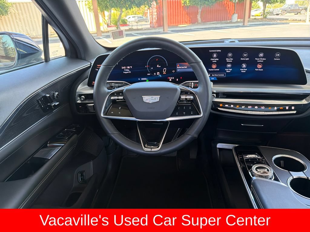 Used 2024 Cadillac Lyriq Luxury RWD image 13