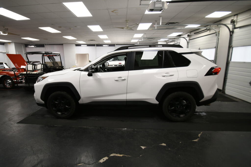 Used 2020 Toyota RAV4 TRD Off-Road w/ TRD Off-Road Weather Package image 36