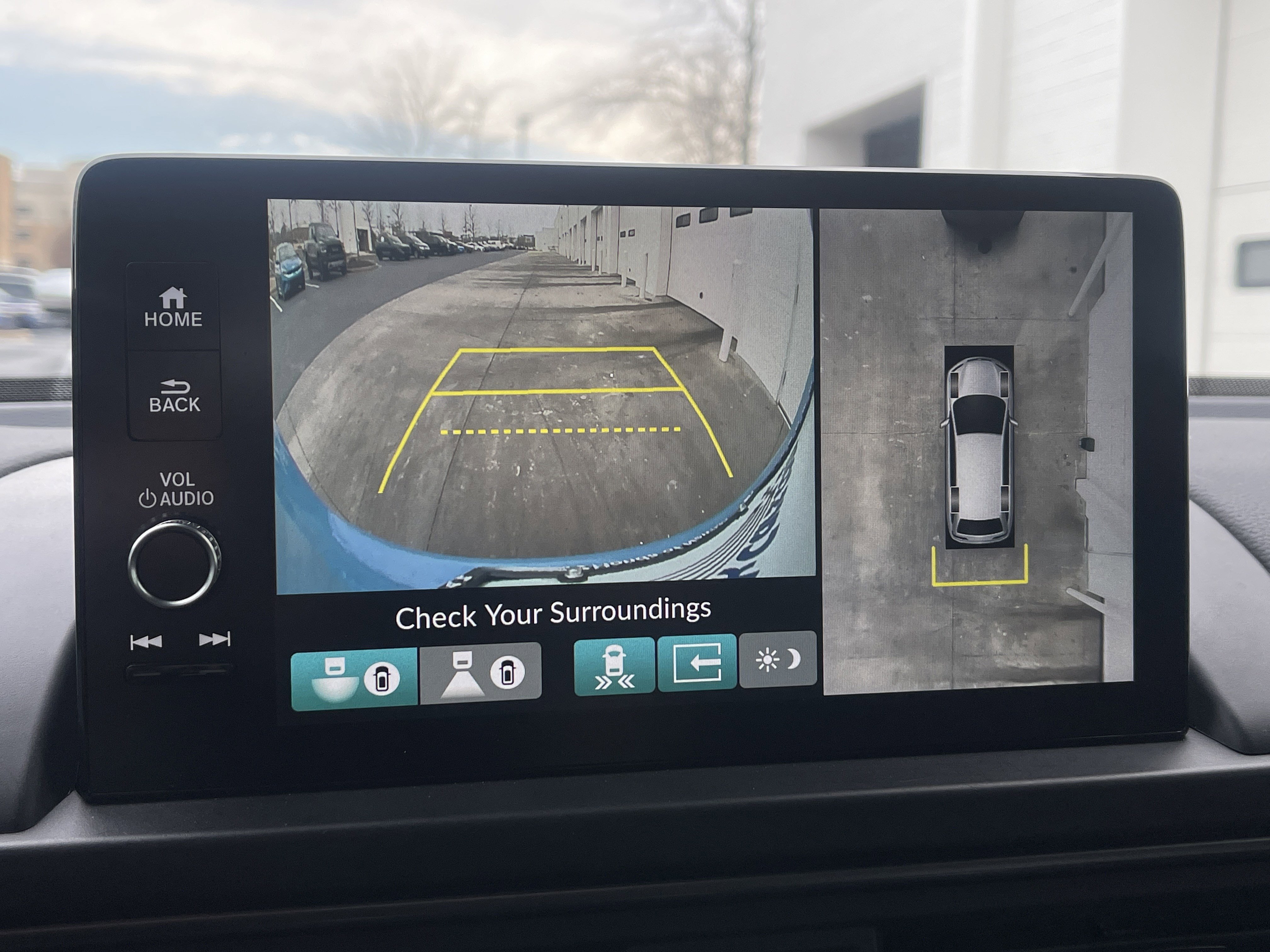 Certified 2024 Honda Pilot TrailSport image 14