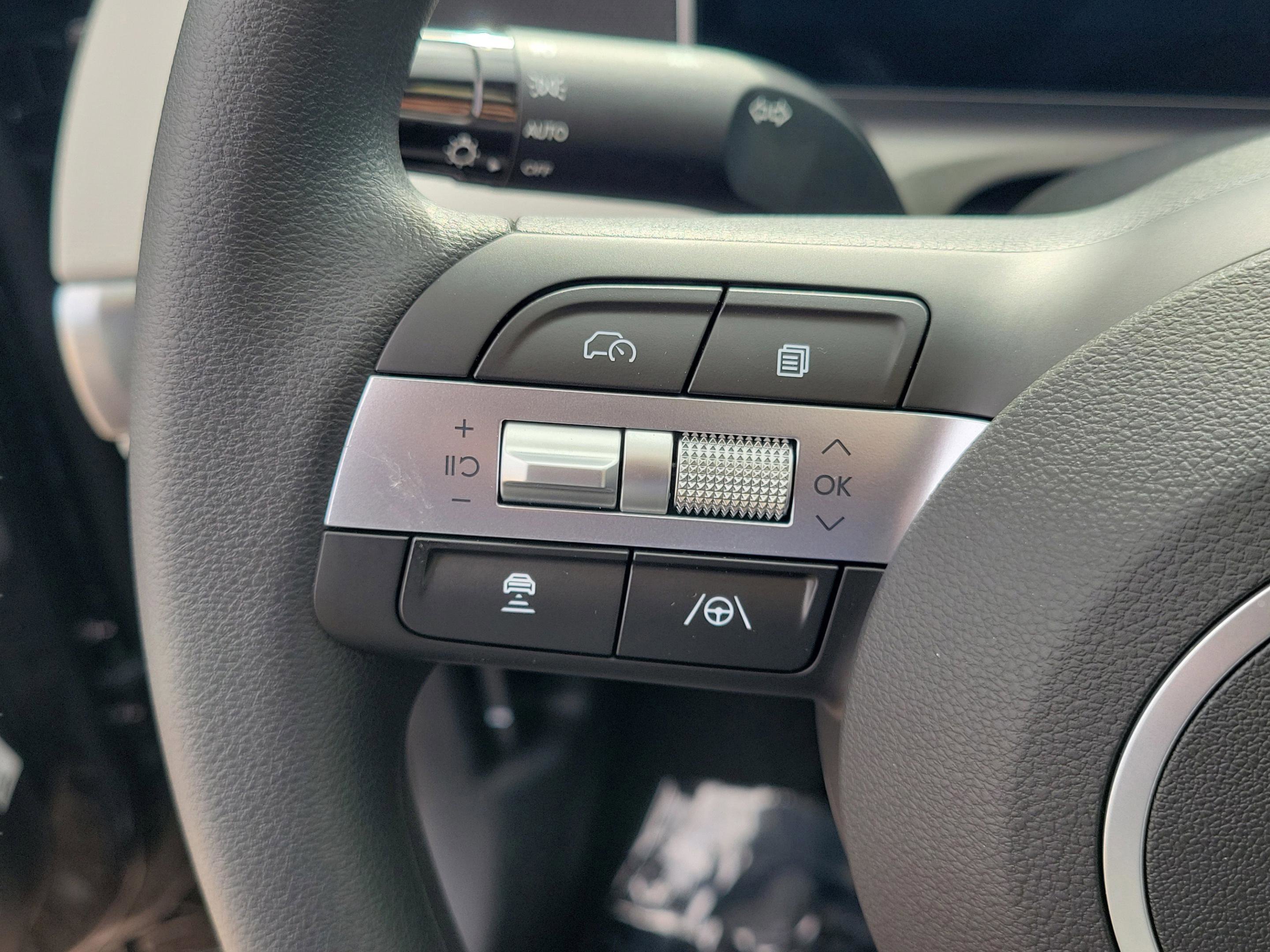 New 2026 Hyundai Tucson SEL image 28