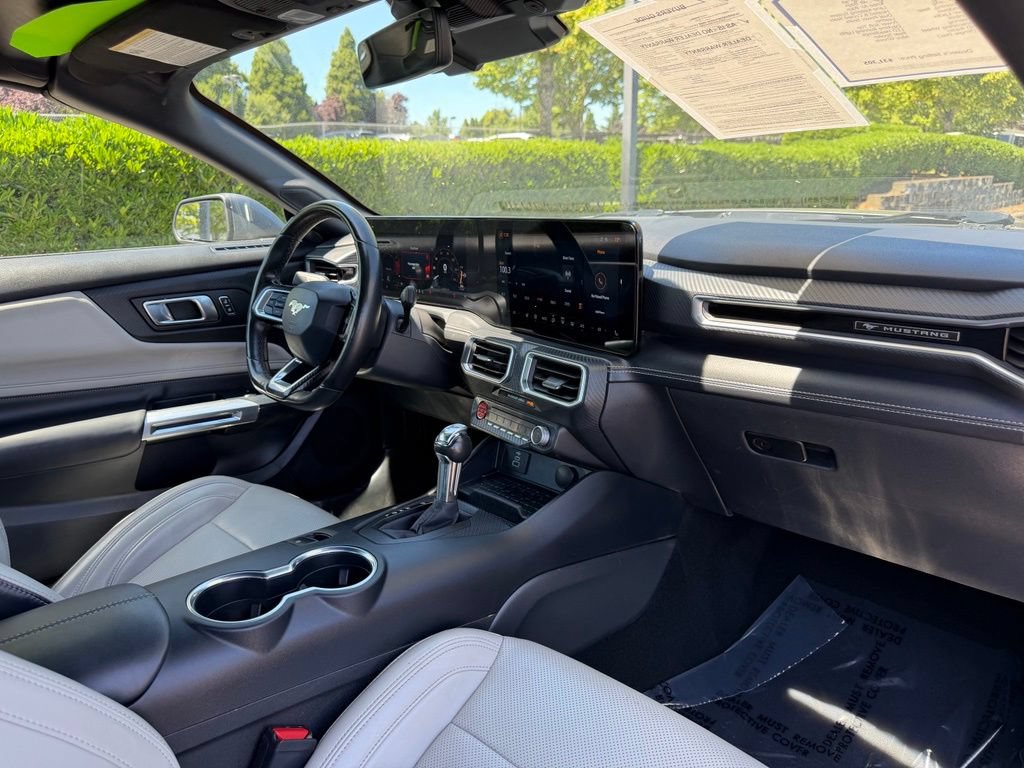 Used 2024 Ford Mustang Premium RWD image 31